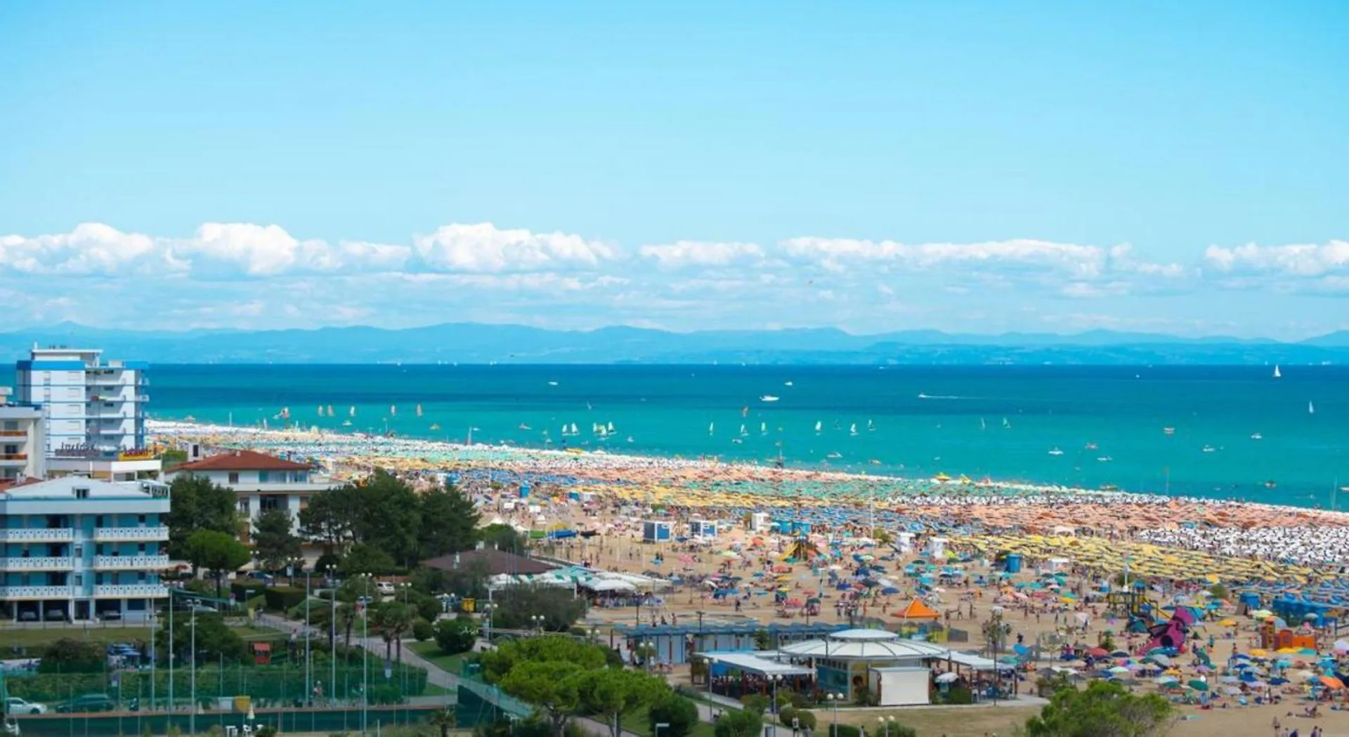 Superb Apartment With Sea View - Including Beach Place By Beahost Rentals Bibione